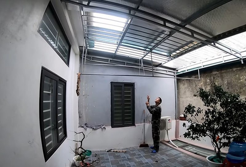 Mái tôn trượt di động